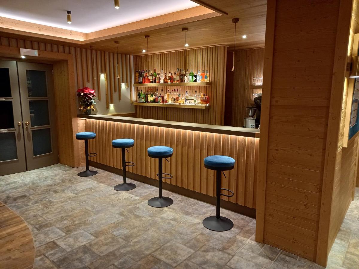 Hotel San Martino Сан-Мартино-ди-Кастроцца Экстерьер фото