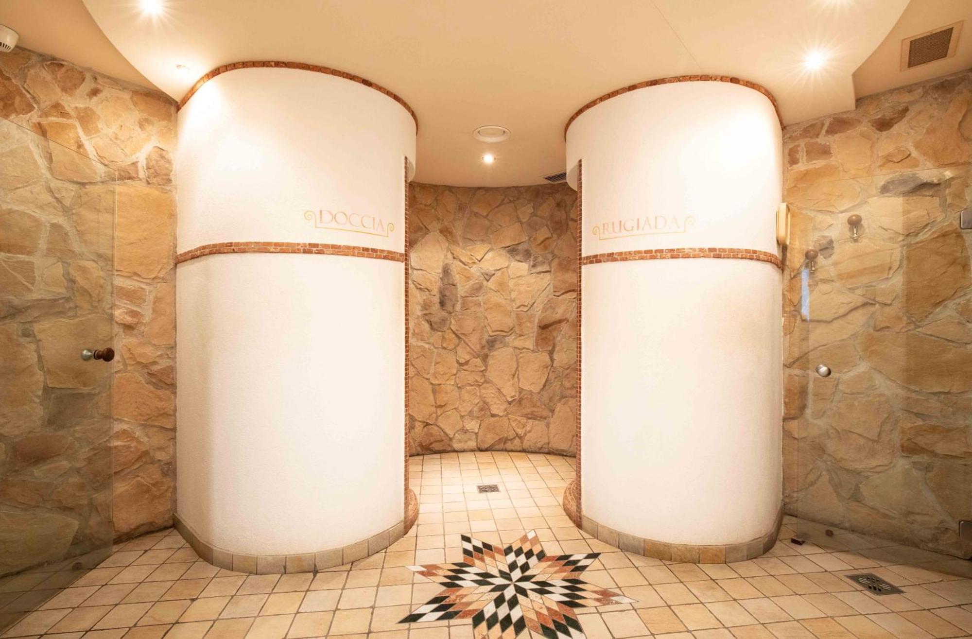 Hotel San Martino Сан-Мартино-ди-Кастроцца Экстерьер фото