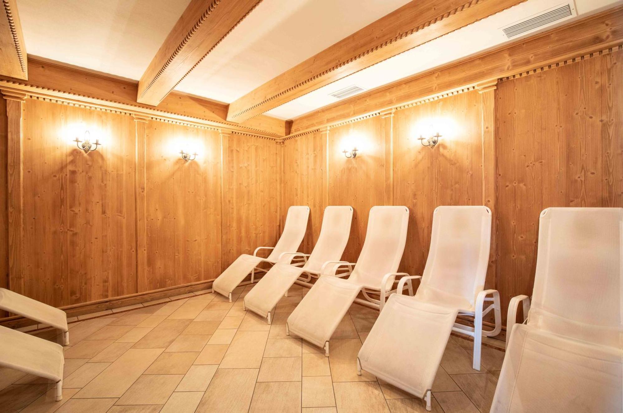 Hotel San Martino Сан-Мартино-ди-Кастроцца Экстерьер фото