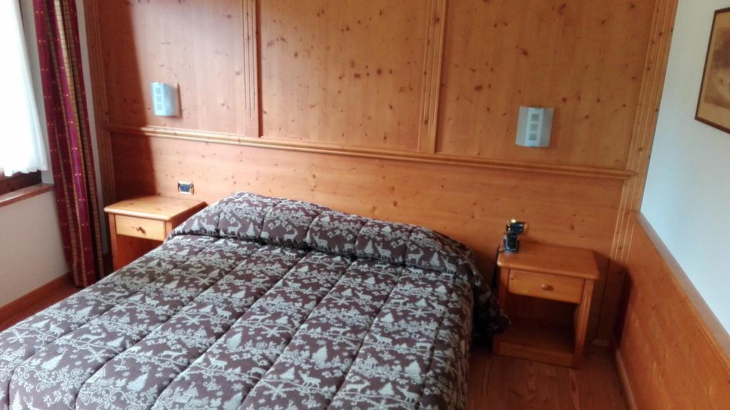 Hotel San Martino Сан-Мартино-ди-Кастроцца Экстерьер фото