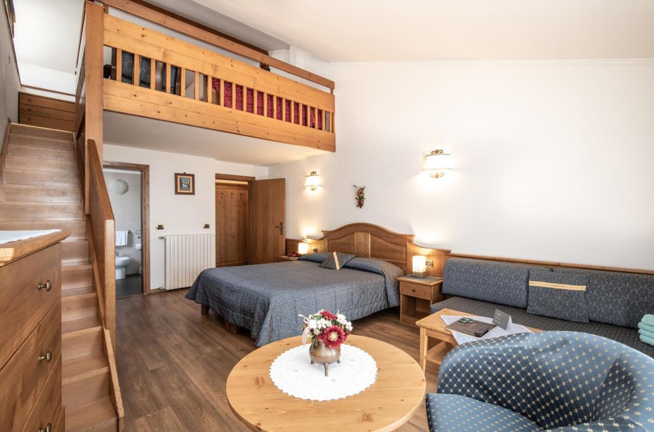 Hotel San Martino Сан-Мартино-ди-Кастроцца Экстерьер фото